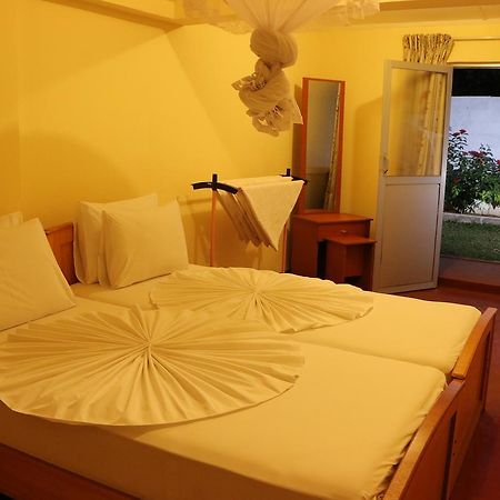 Swiss Garden Tourist Rest Hotel Anuradhapura Eksteriør billede