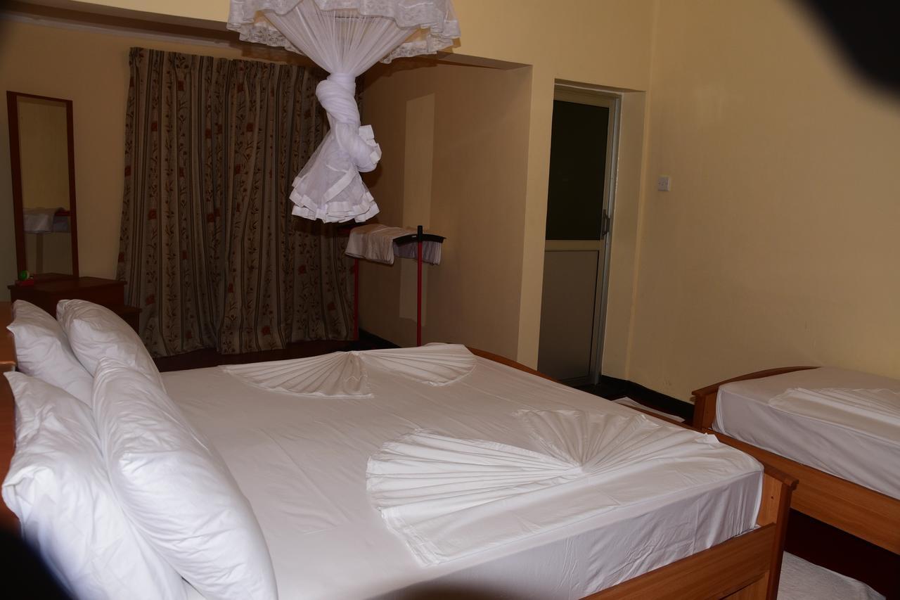 Swiss Garden Tourist Rest Hotel Anuradhapura Eksteriør billede