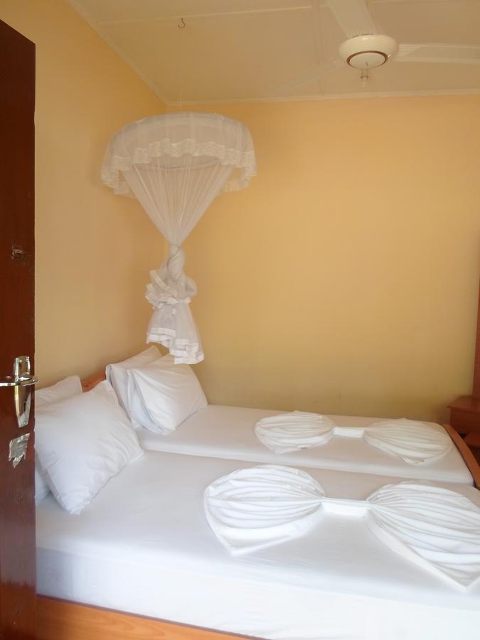 Swiss Garden Tourist Rest Hotel Anuradhapura Eksteriør billede