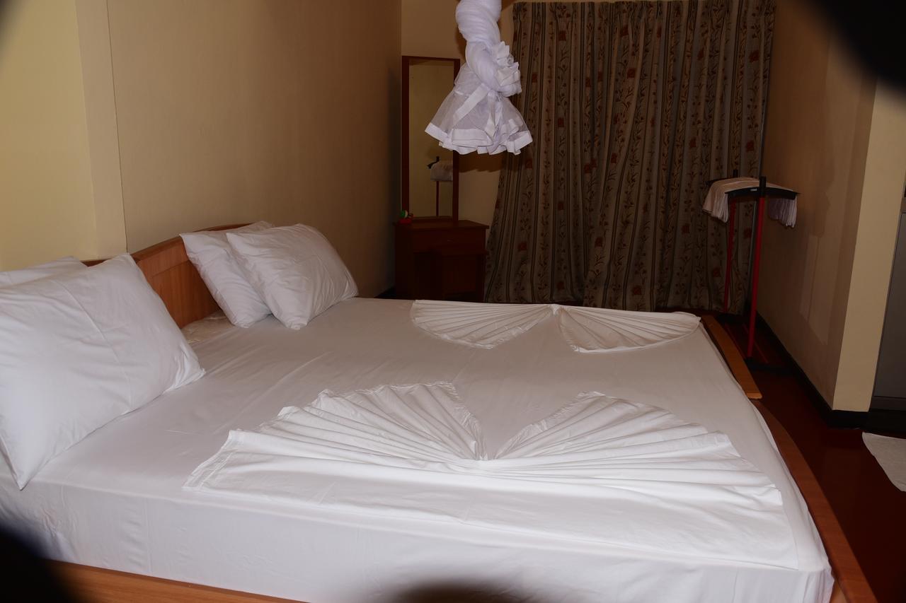 Swiss Garden Tourist Rest Hotel Anuradhapura Eksteriør billede