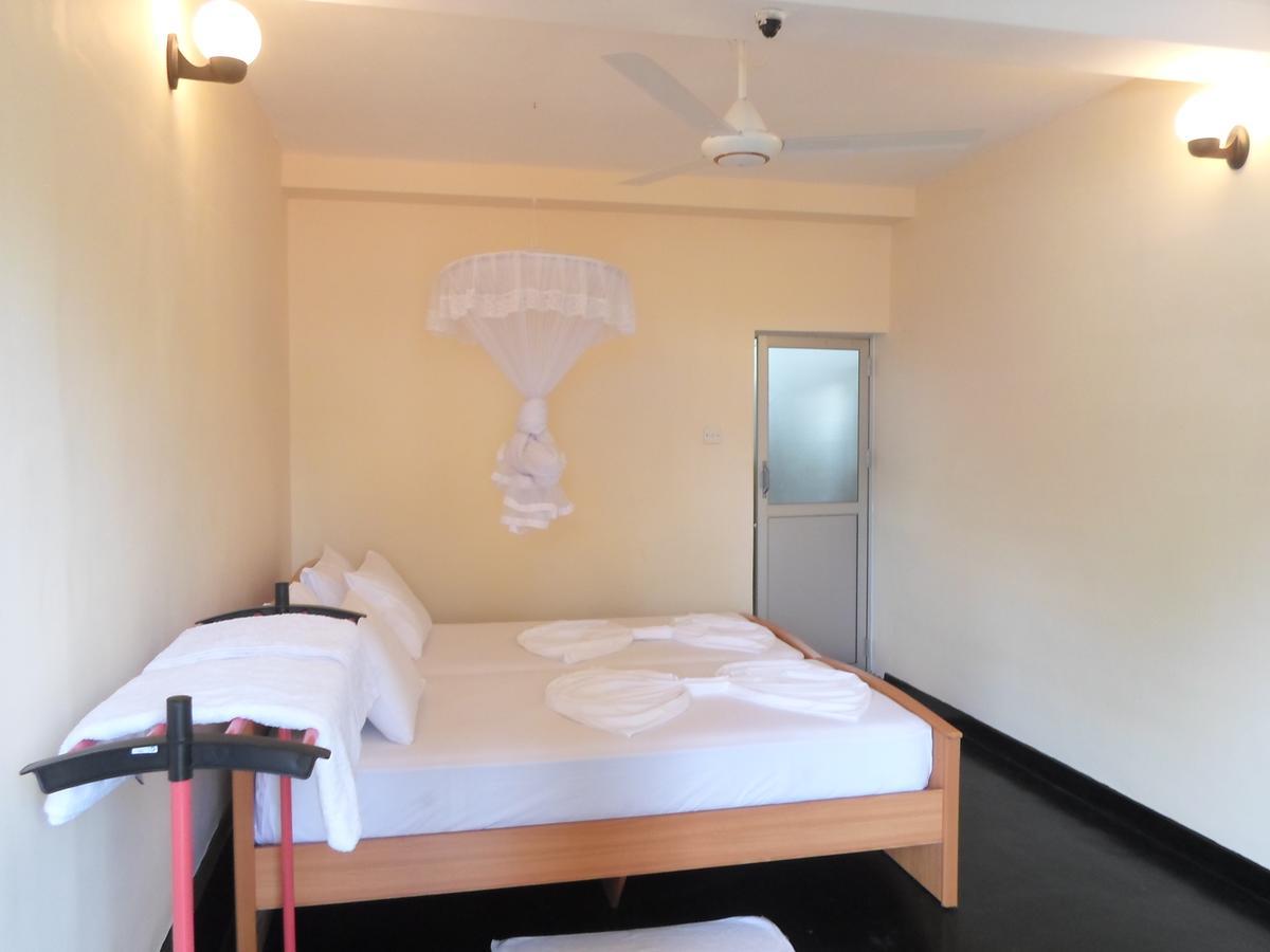 Swiss Garden Tourist Rest Hotel Anuradhapura Eksteriør billede