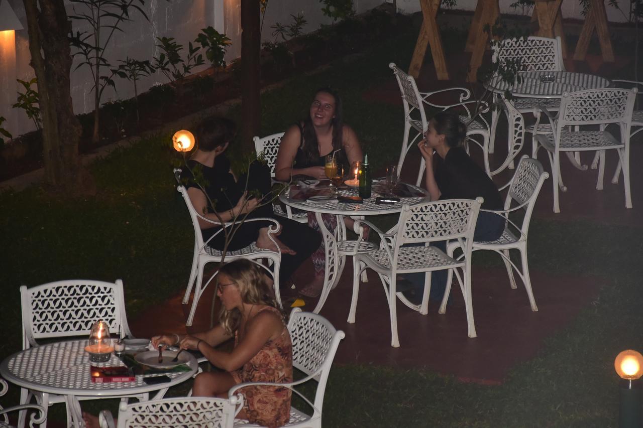 Swiss Garden Tourist Rest Hotel Anuradhapura Eksteriør billede